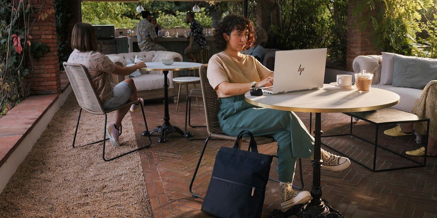 10 características que hacen más inteligente una notebook moderna para trabajar desde cualquier lugar