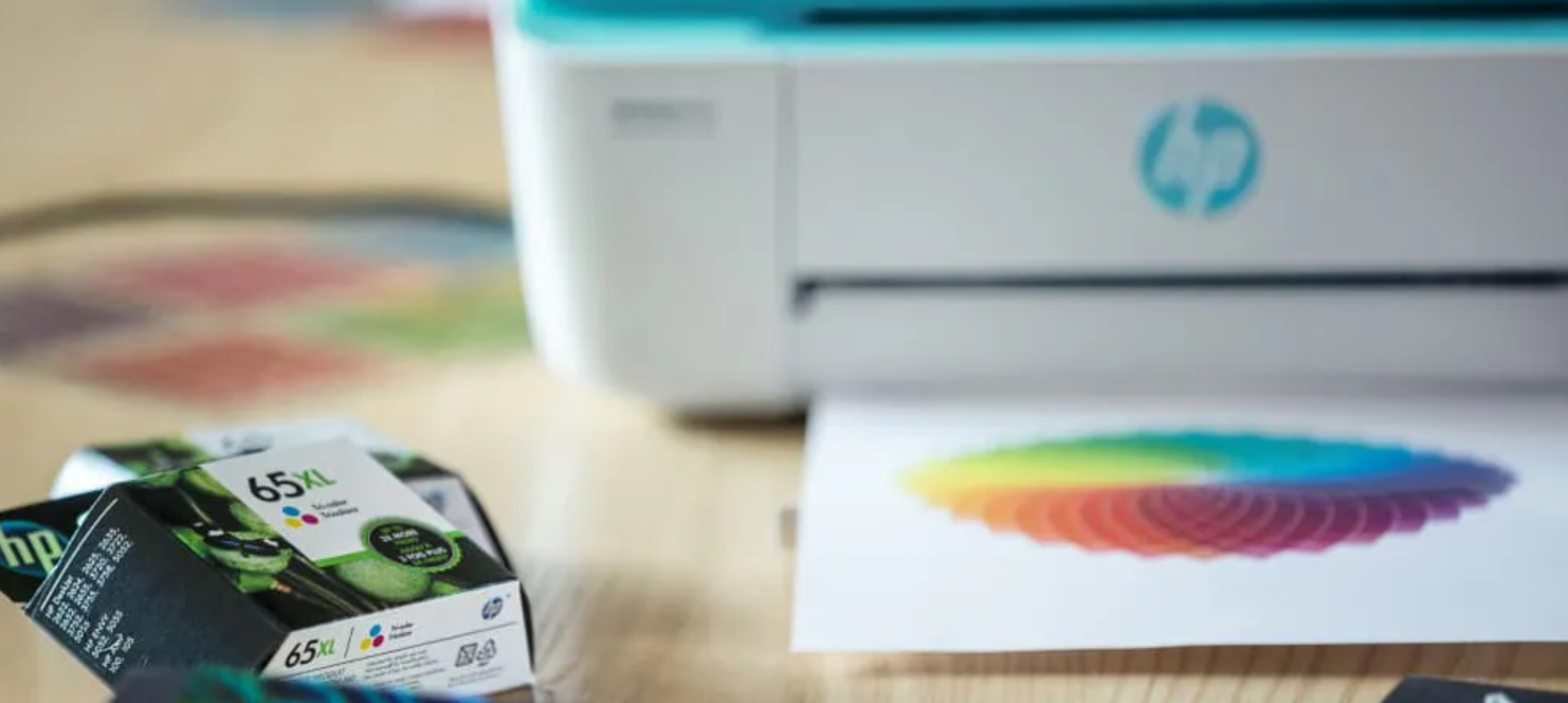 Impresión láser vs. inyección de tinta: ¿Qué es más conveniente para una empresa pequeña ?